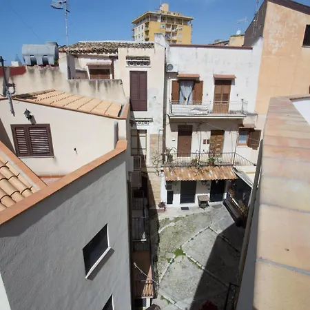 Coraje & Breakfast Bed & Breakfast 4*