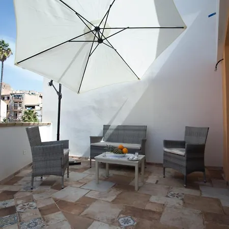 Coraje & Breakfast B&B 4*