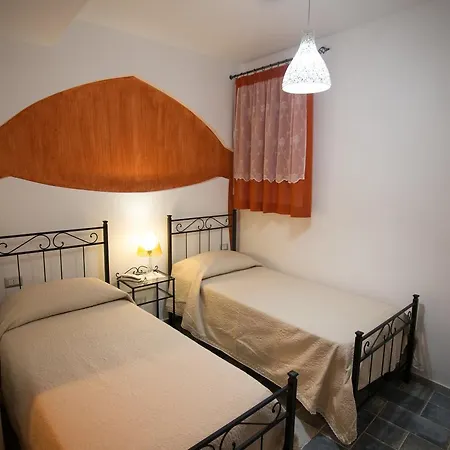 Bed & Breakfast Coraje & Breakfast 2*