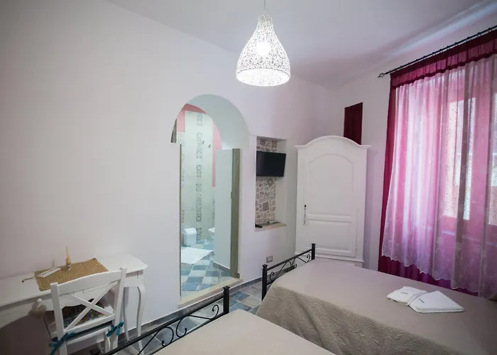 Coraje & Breakfast Couette-café 4*