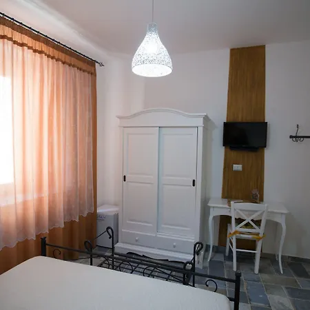 Oda ve Kahvaltı Coraje & Breakfast 4*